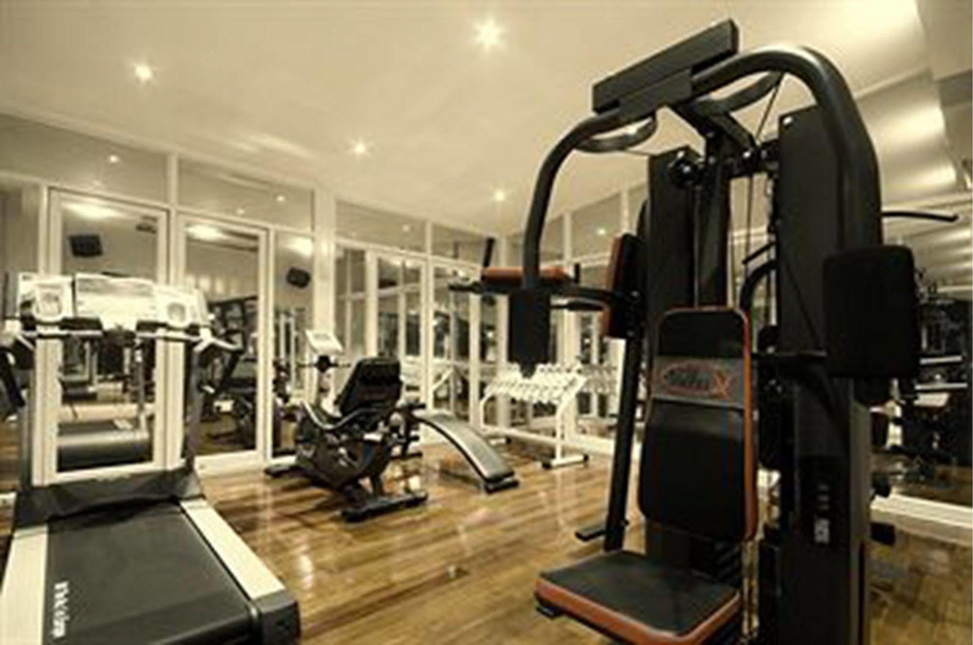 Rongratana Executive Residence Bangkok Kültér fotó